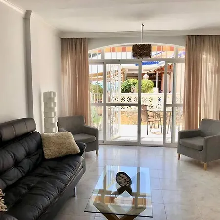 Apartment Beautiful On The Torrox-costa Boulevard! Malaga